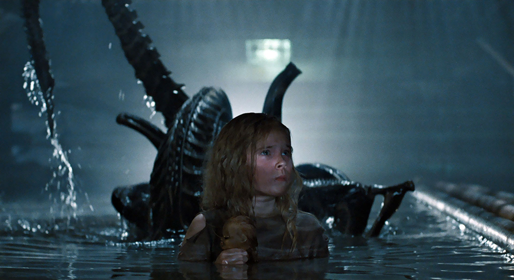 Scena tratta da 
        Aliens - Scontro Finale        