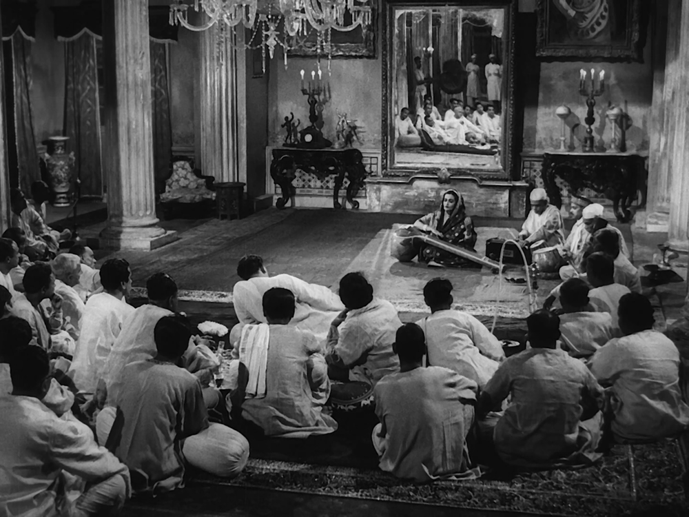 Scena tratta da 
        La Sala della Musica        